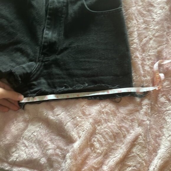 Vintage High Rise Black Denim Jean Shorts Size 27 - Picture 7 of 7